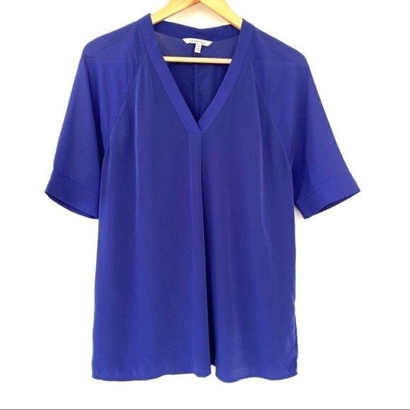 Calvin Klein top with v-neck and raglan sleeves - Picture 1 of 11